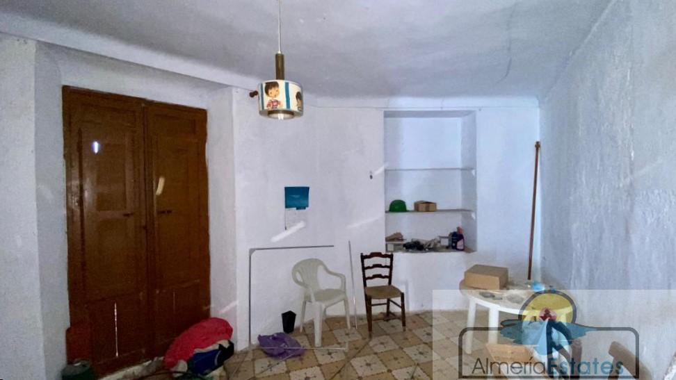 Venta de casa en Taberno