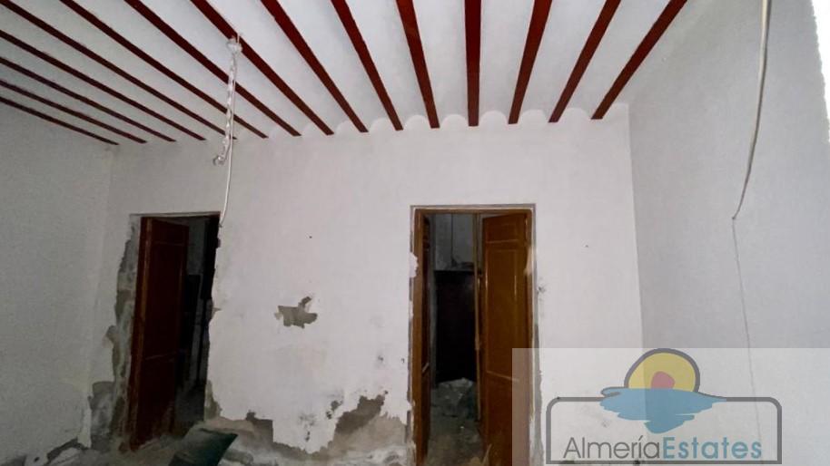 Venta de casa en Taberno