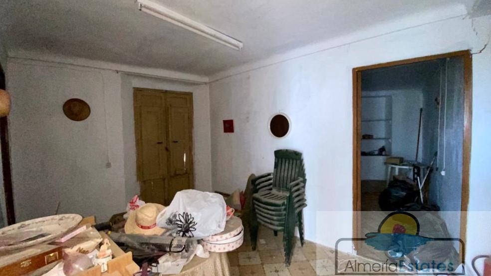 Venta de casa en Taberno