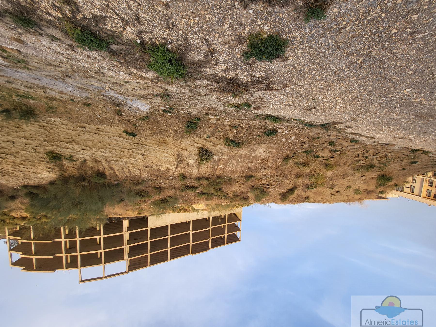 Venta de terreno en Olula del Río