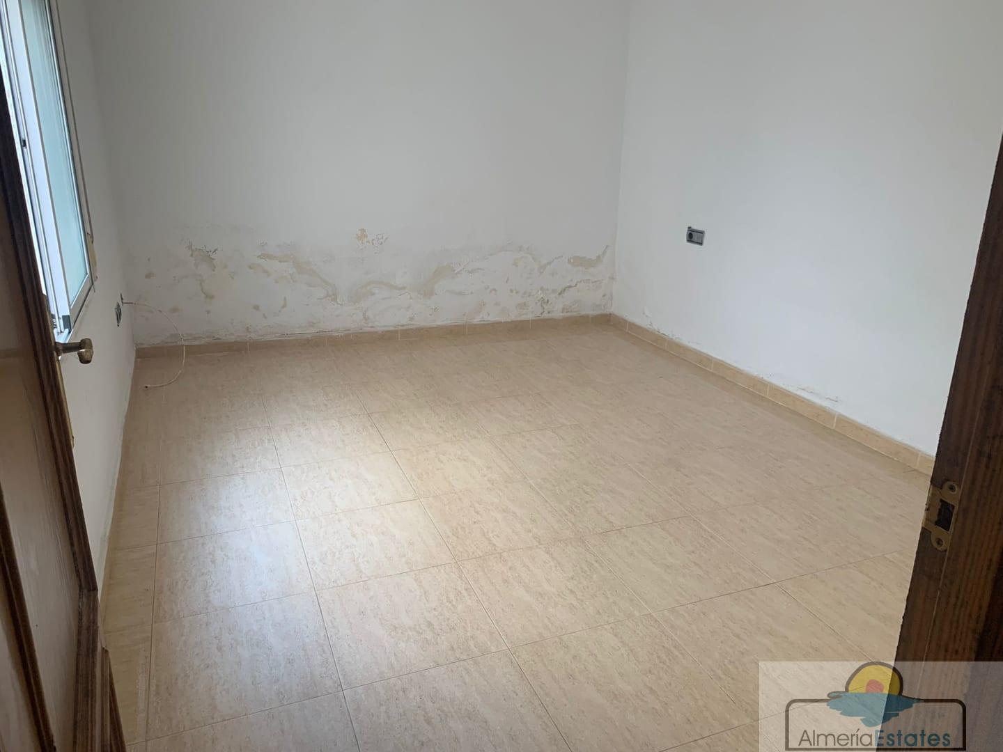For sale of apartment in Zurgena