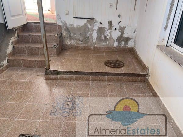 For sale of apartment in Zurgena