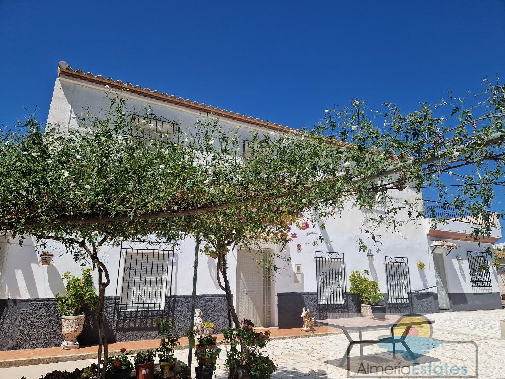 Venta de chalet en Albox