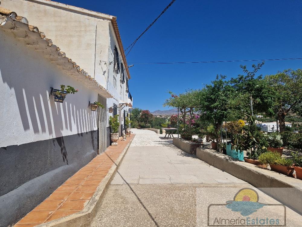 Venta de chalet en Albox