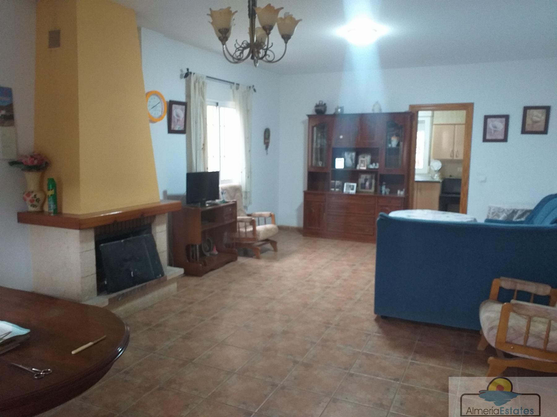 Venta de villa en Lubrín