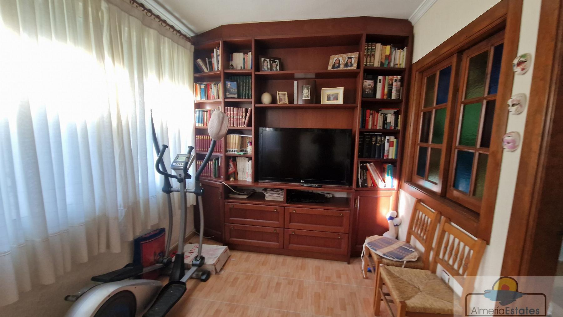 For sale of flat in Albox