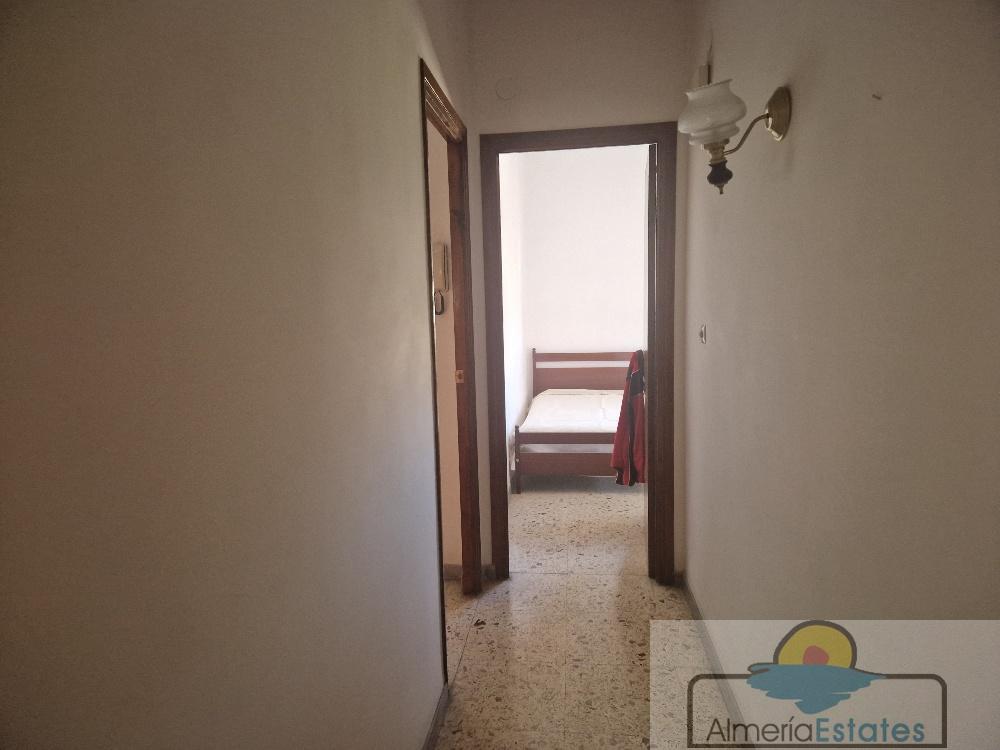 Venta de casa en Purchena