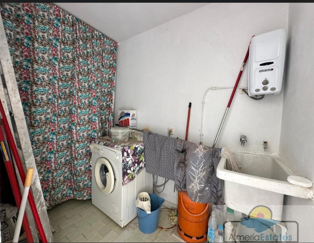 Venta de casa en Macael