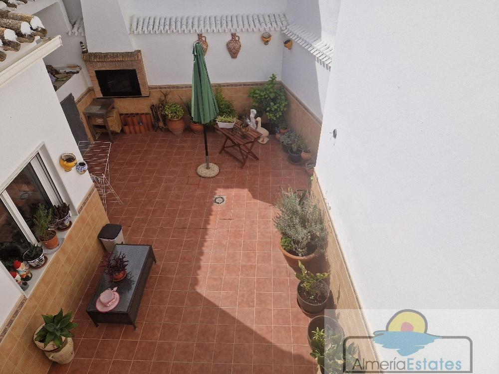 Venta de casa en Cantoria