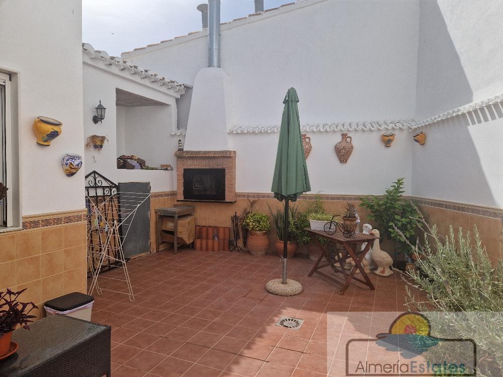 Venta de casa en Cantoria