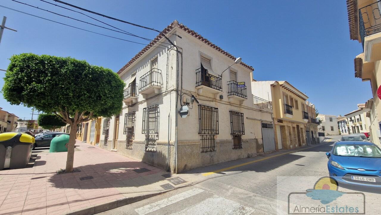 Venta de casa en Albox