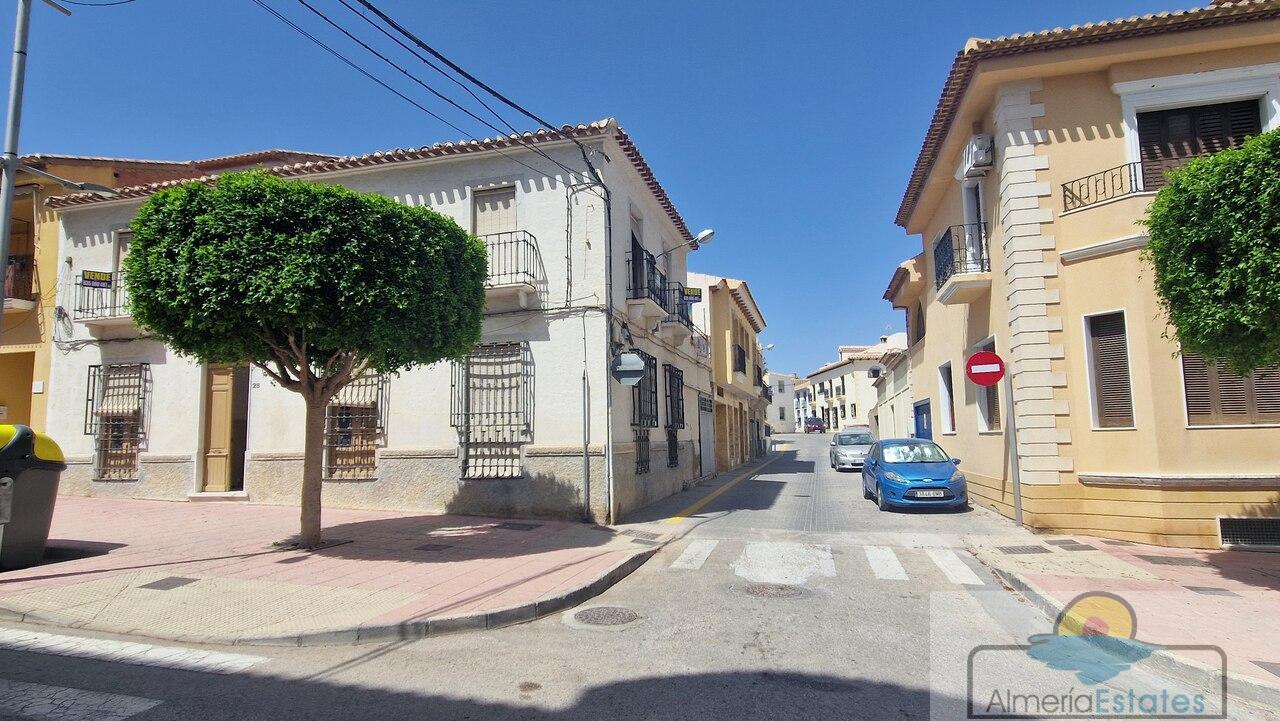 Venta de casa en Albox