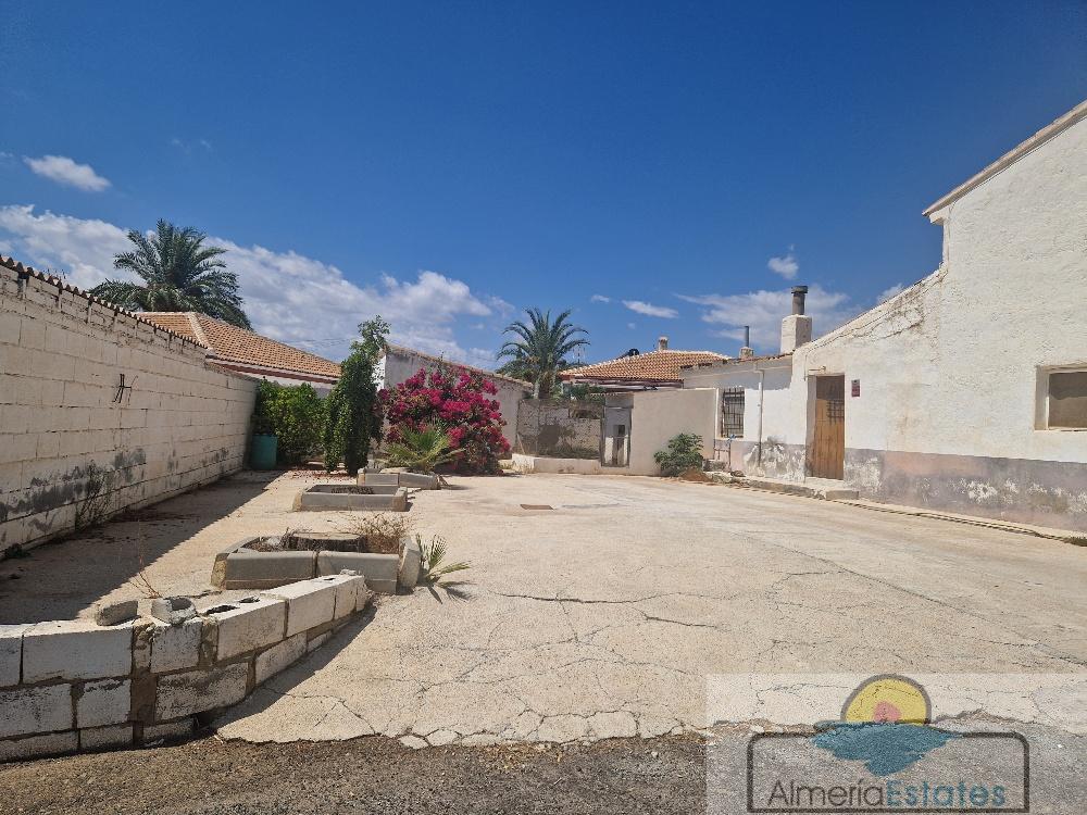 Venta de casa en Arboleas