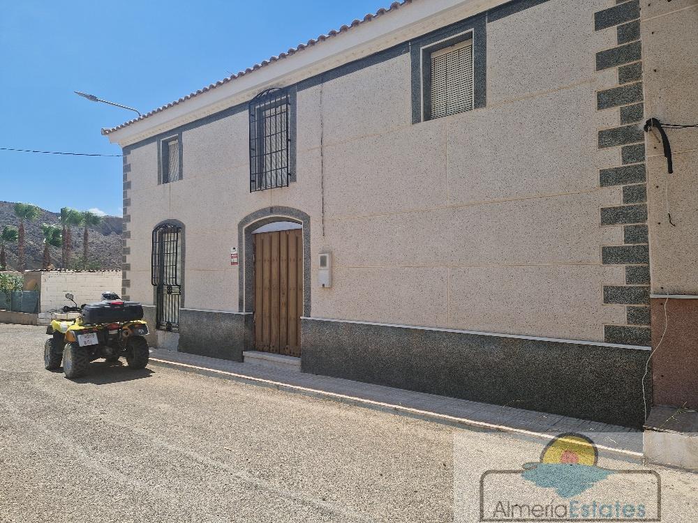 Venta de casa en Arboleas