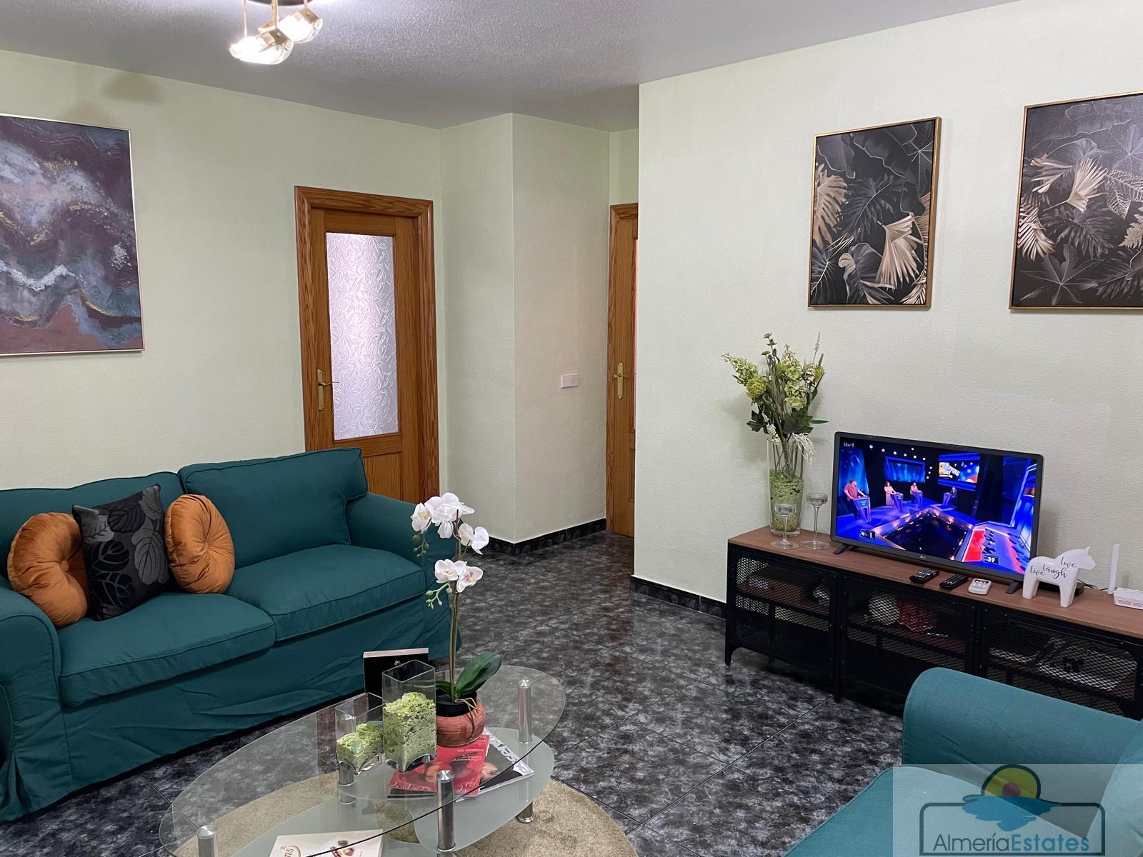 For sale of flat in Olula del Río