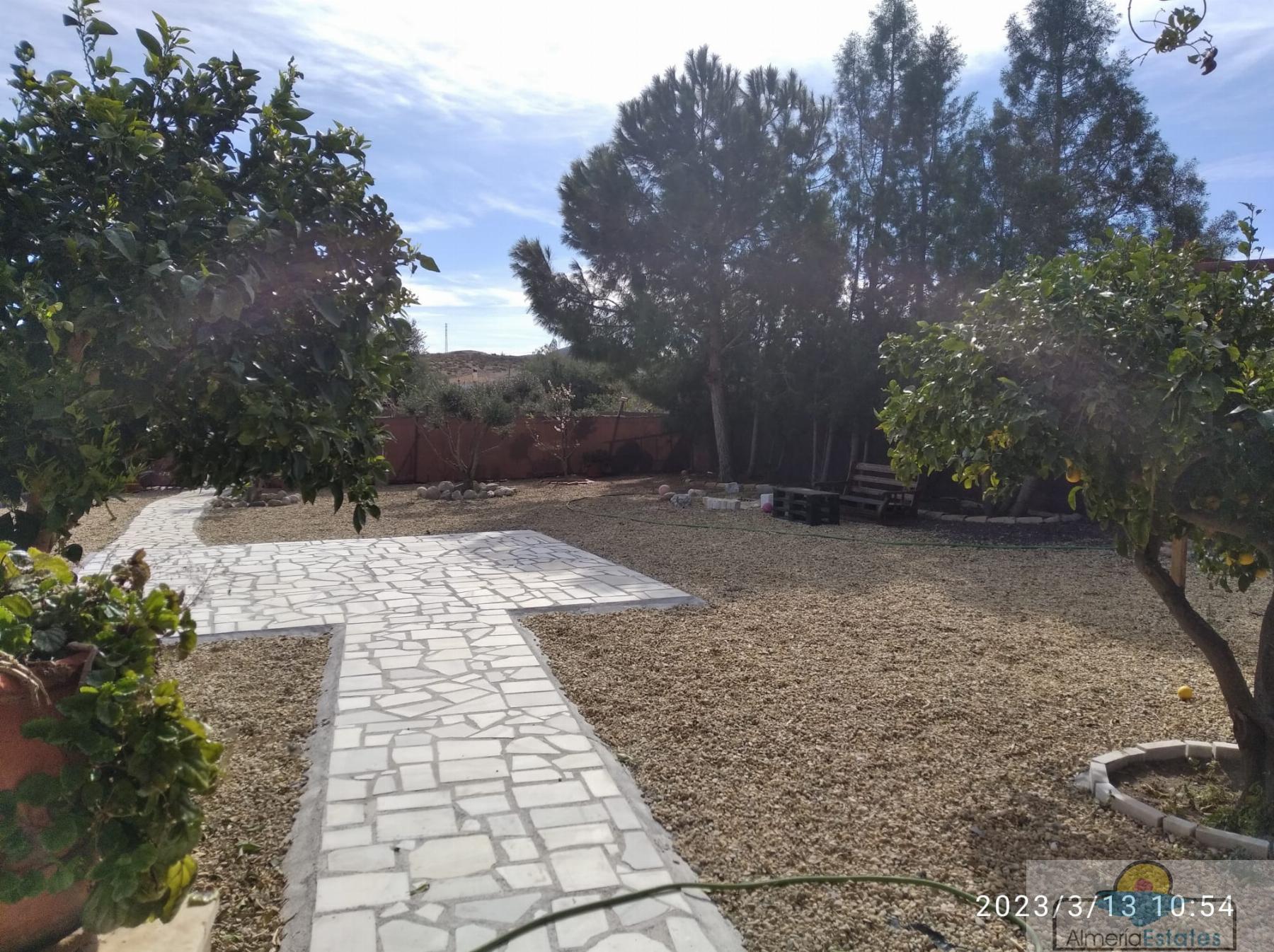 For sale of villa in Cantoria