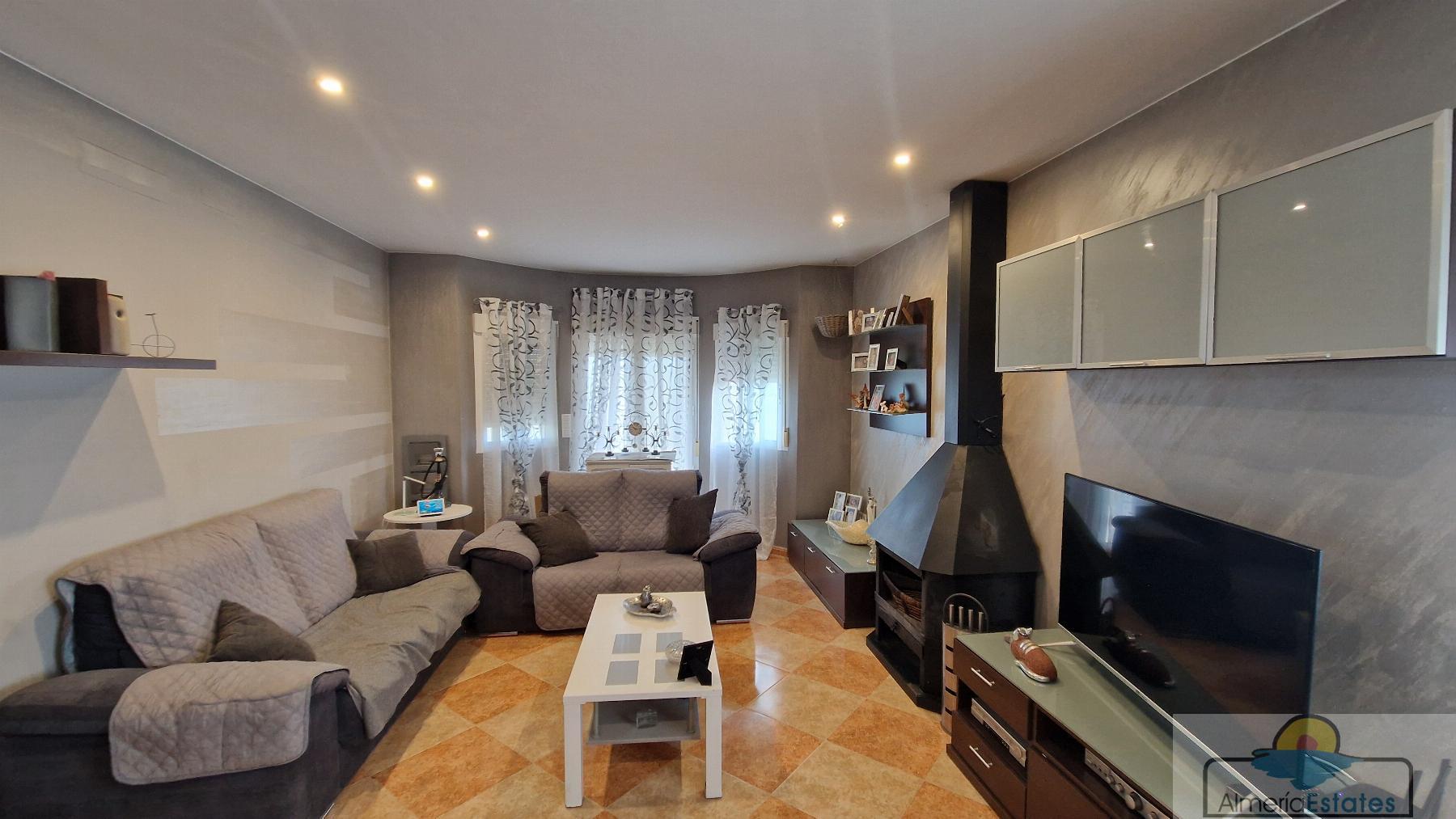 For sale of villa in Arboleas