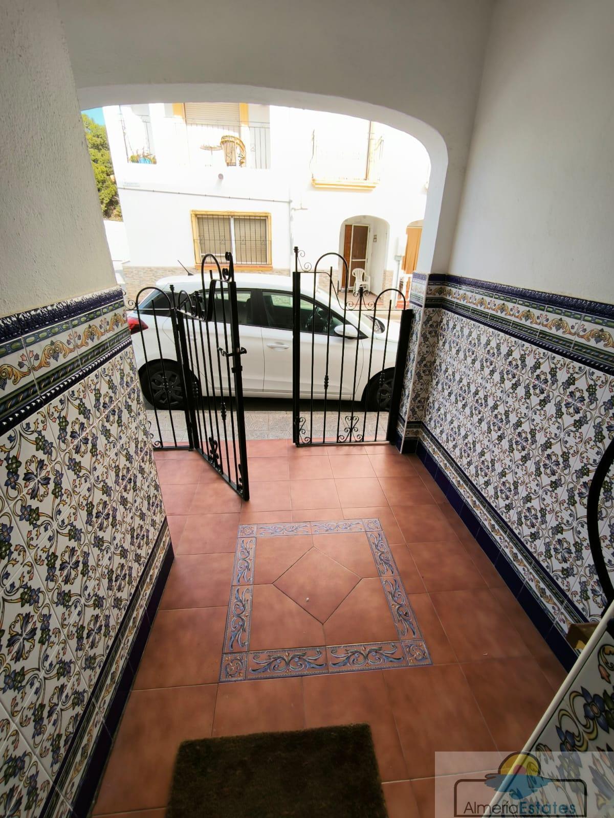 For sale of duplex in Garrucha