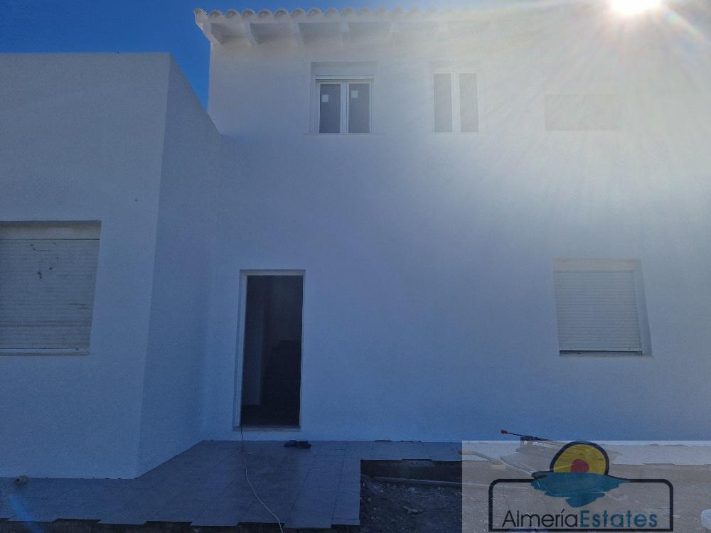 Venta de villa en Cantoria