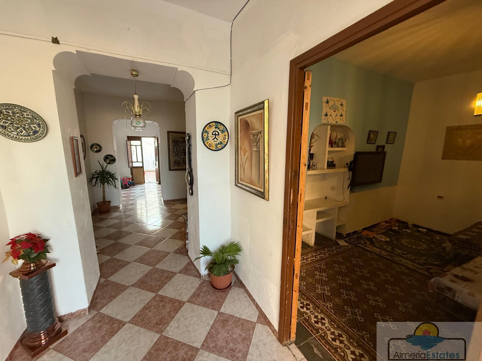 For sale of house in Albox