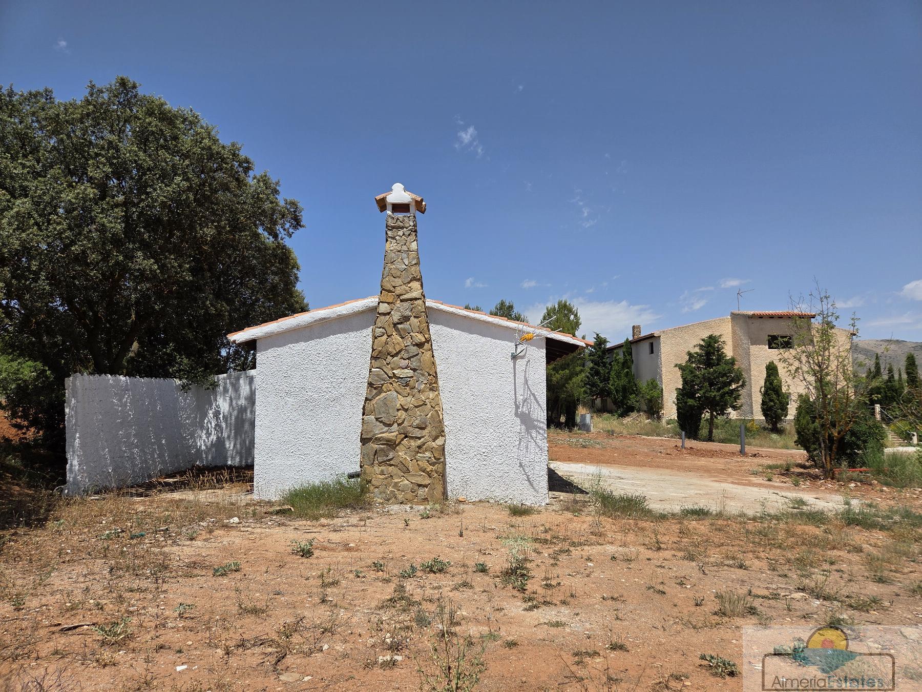 For rent of villa in Chirivel