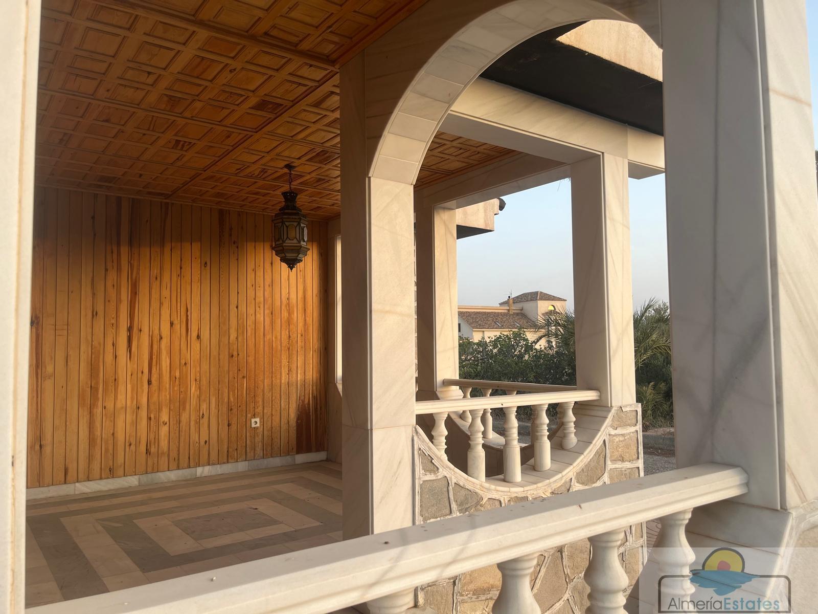 Venta de villa en Albox