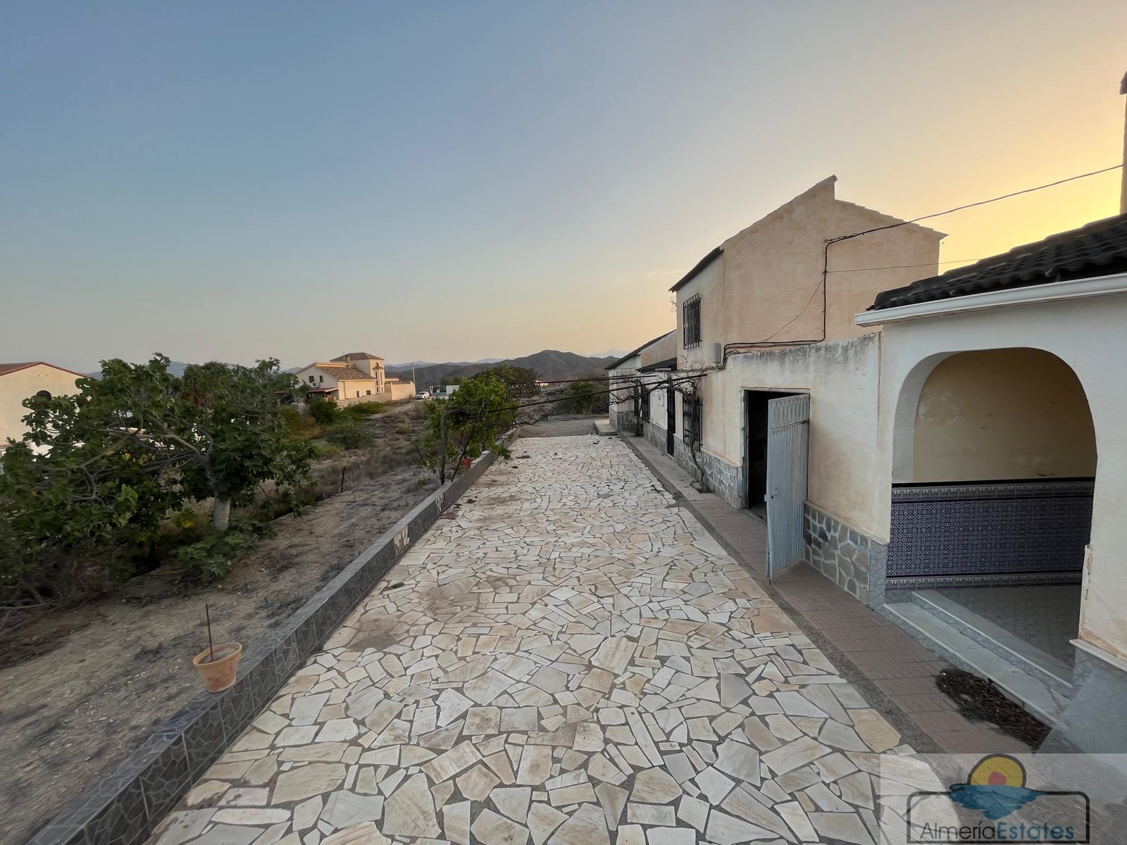 Venta de villa en Albox