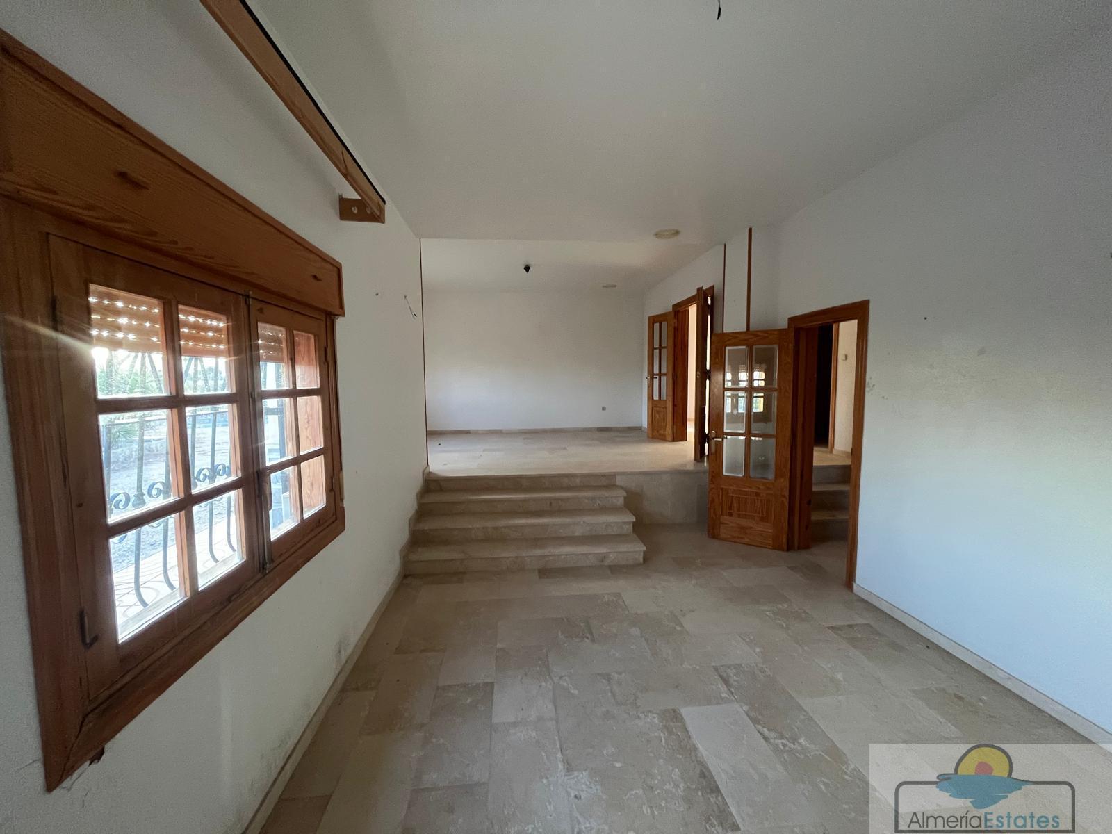 Venta de villa en Albox