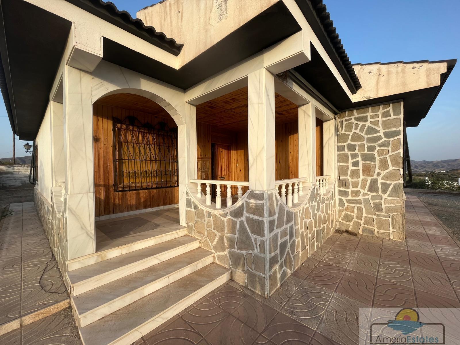 Venta de villa en Albox