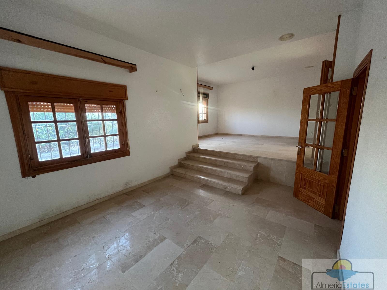 Venta de villa en Albox