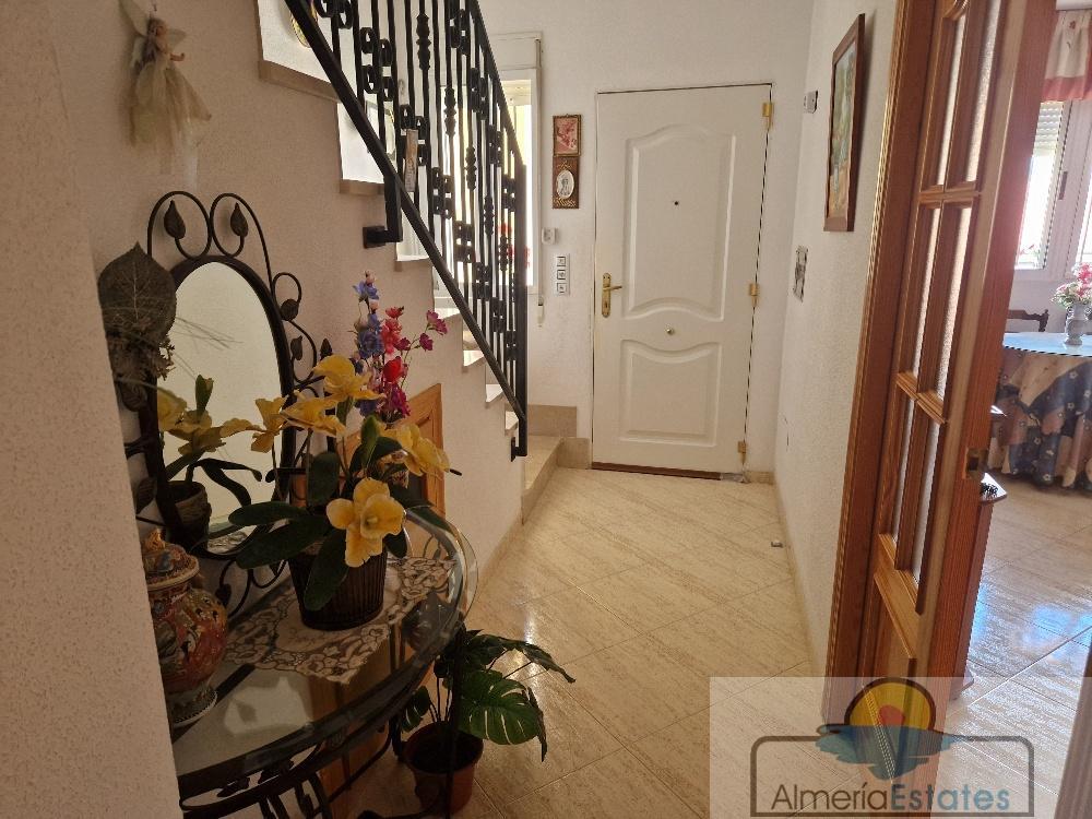 For sale of duplex in Arboleas