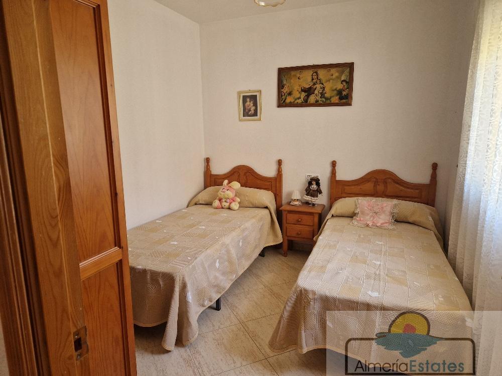 For sale of duplex in Arboleas