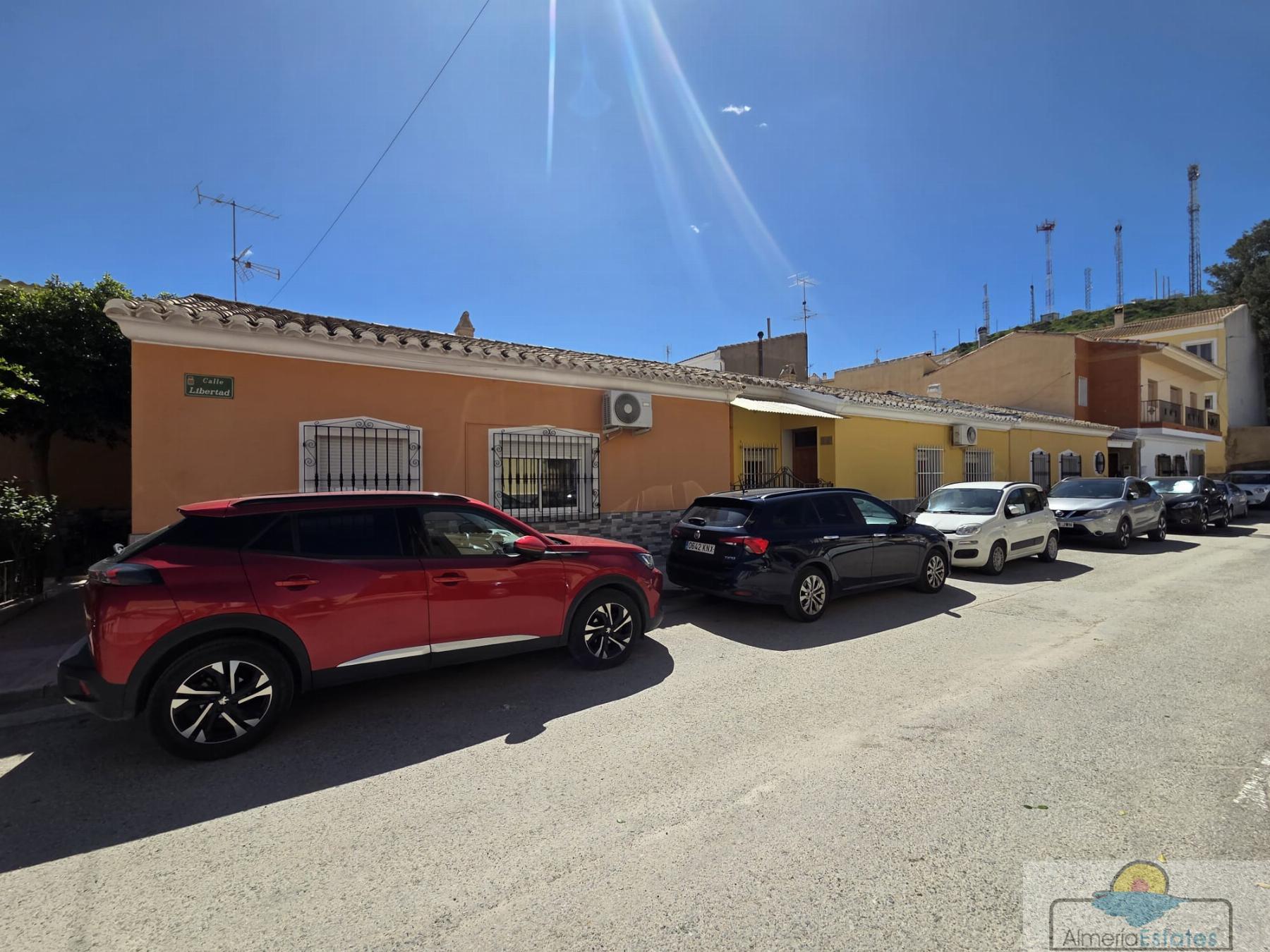 For sale of house in Albox