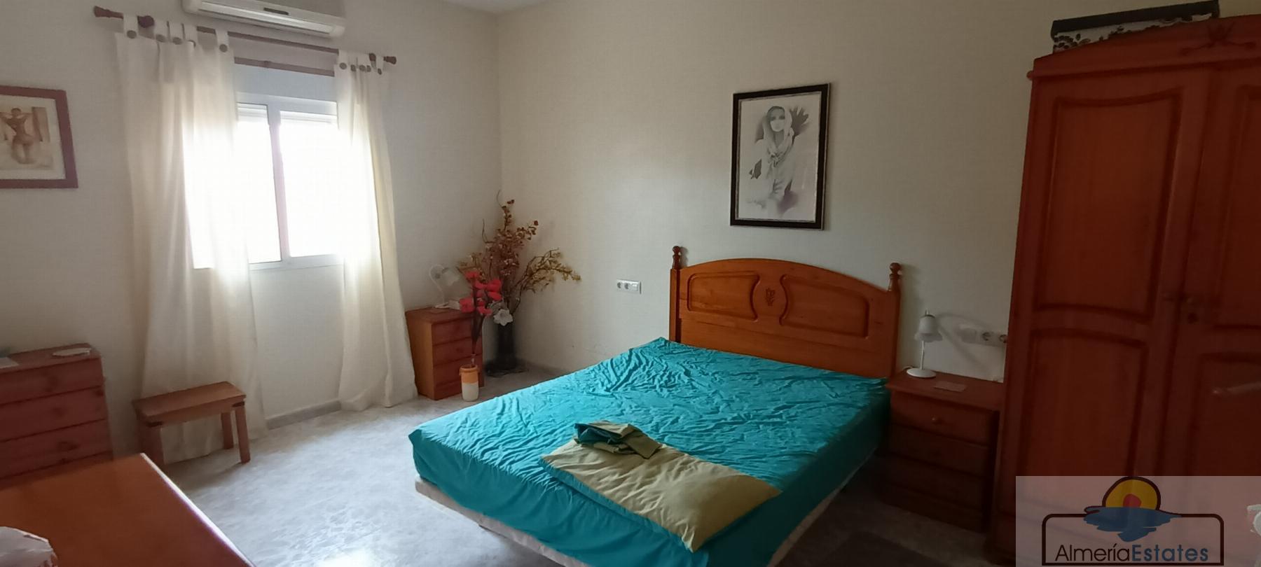 For sale of villa in Arboleas