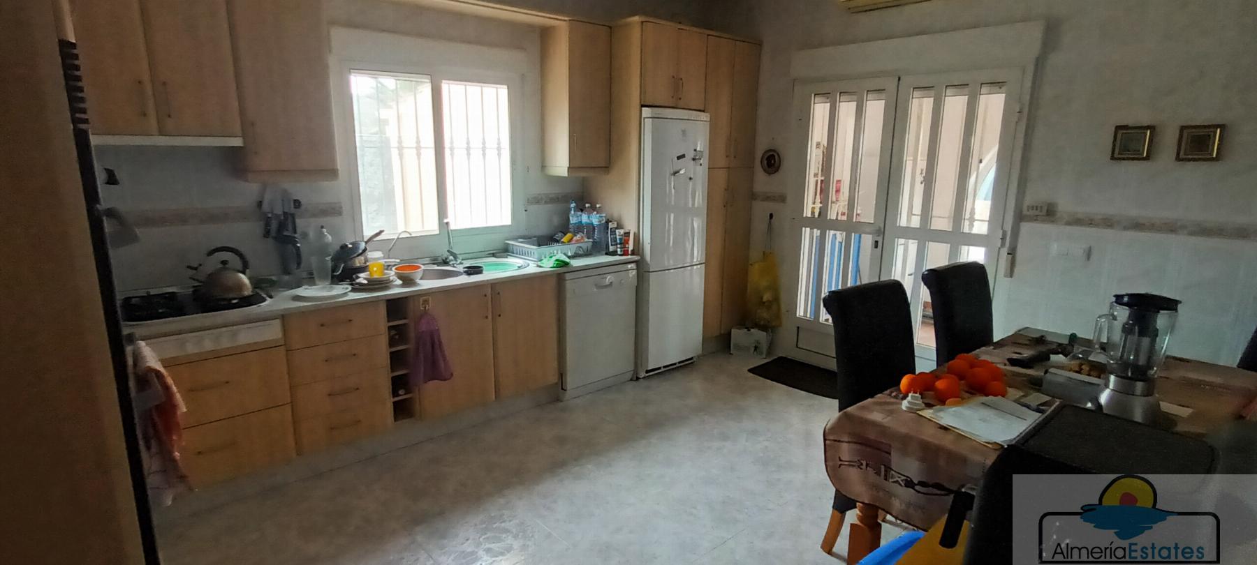For sale of villa in Arboleas