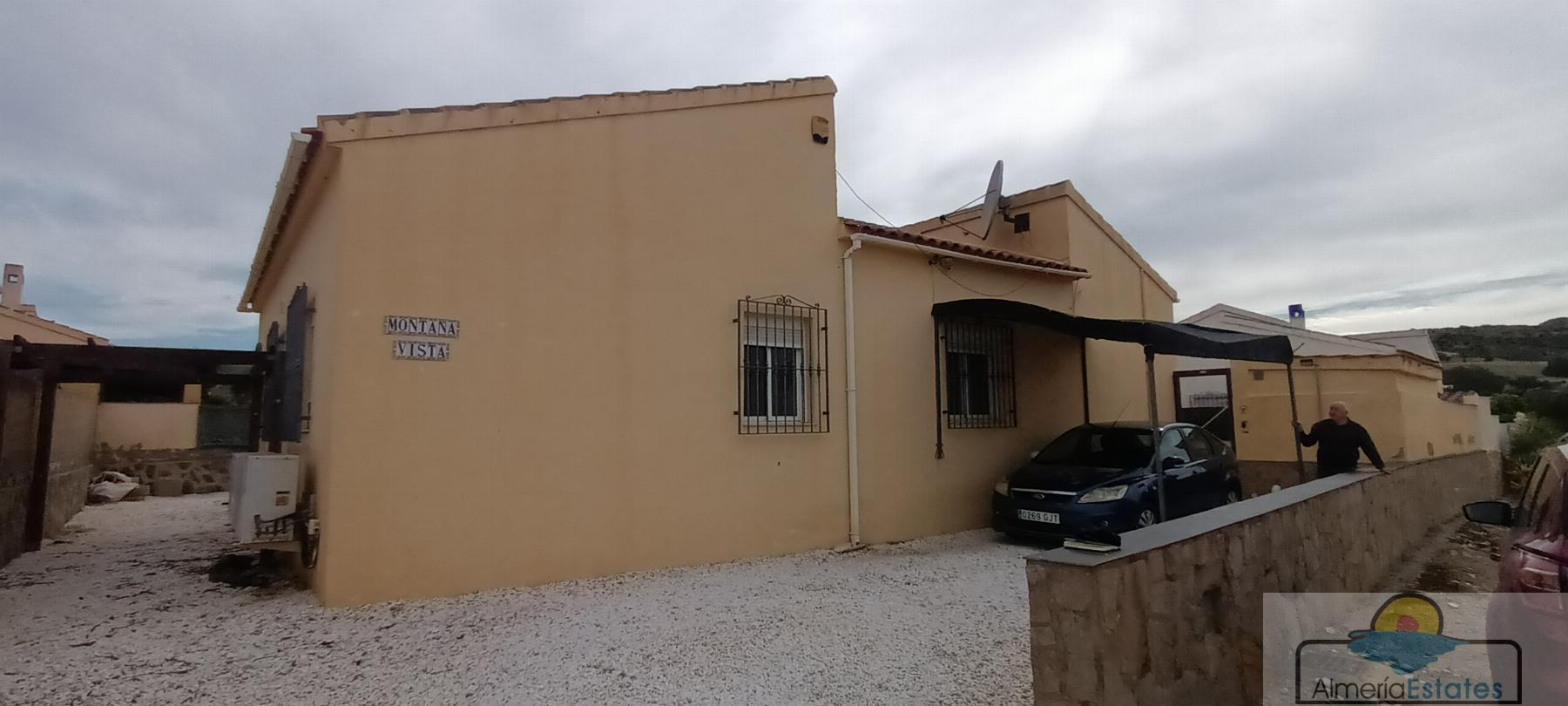 For sale of villa in Arboleas