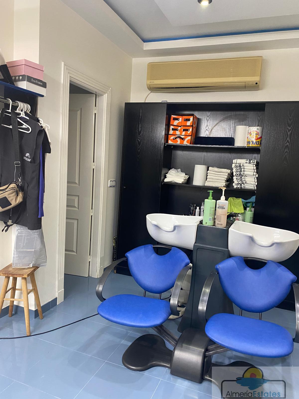 For rent of premises in Albox