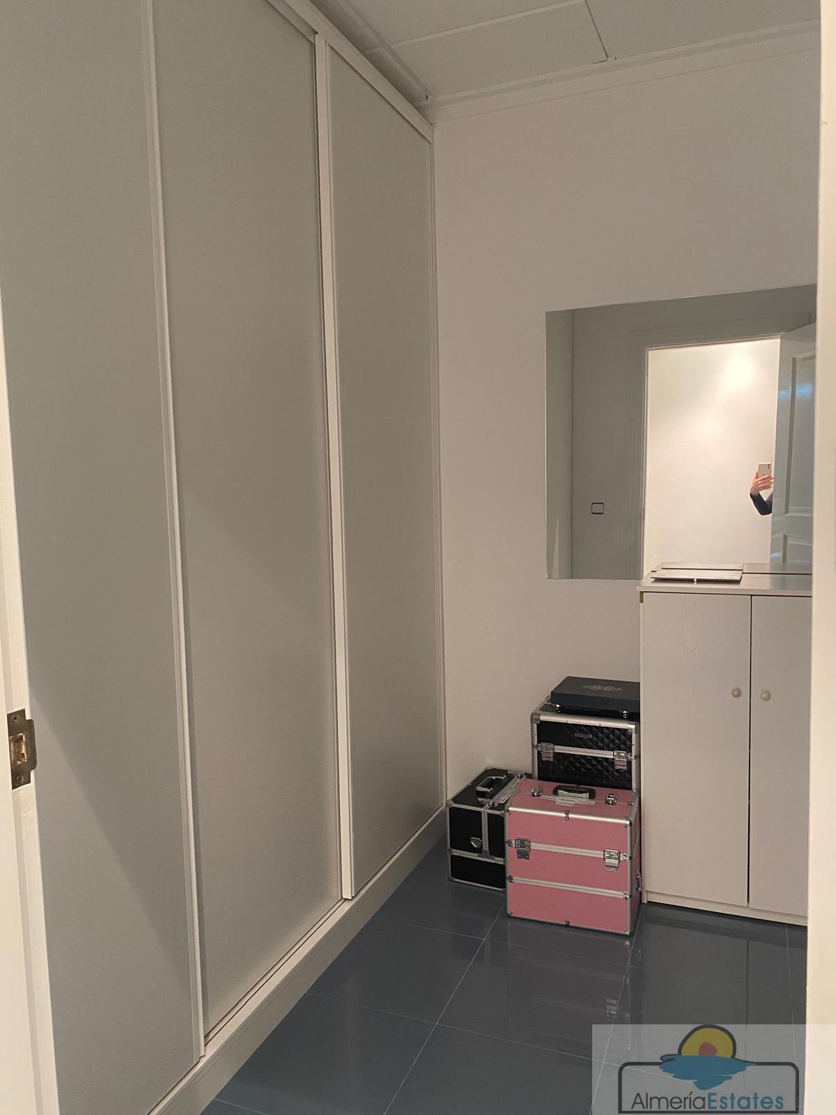 For rent of premises in Albox