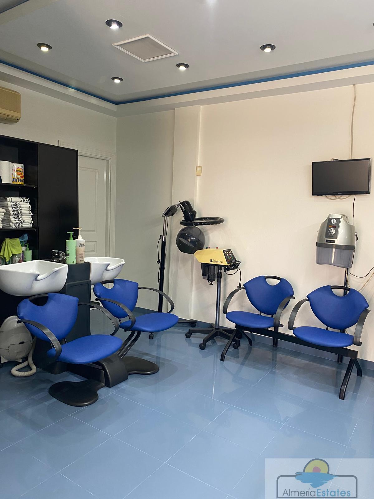 For rent of premises in Albox