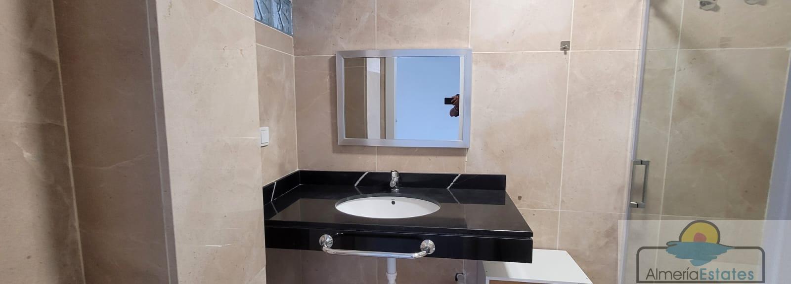 For rent of flat in Fines