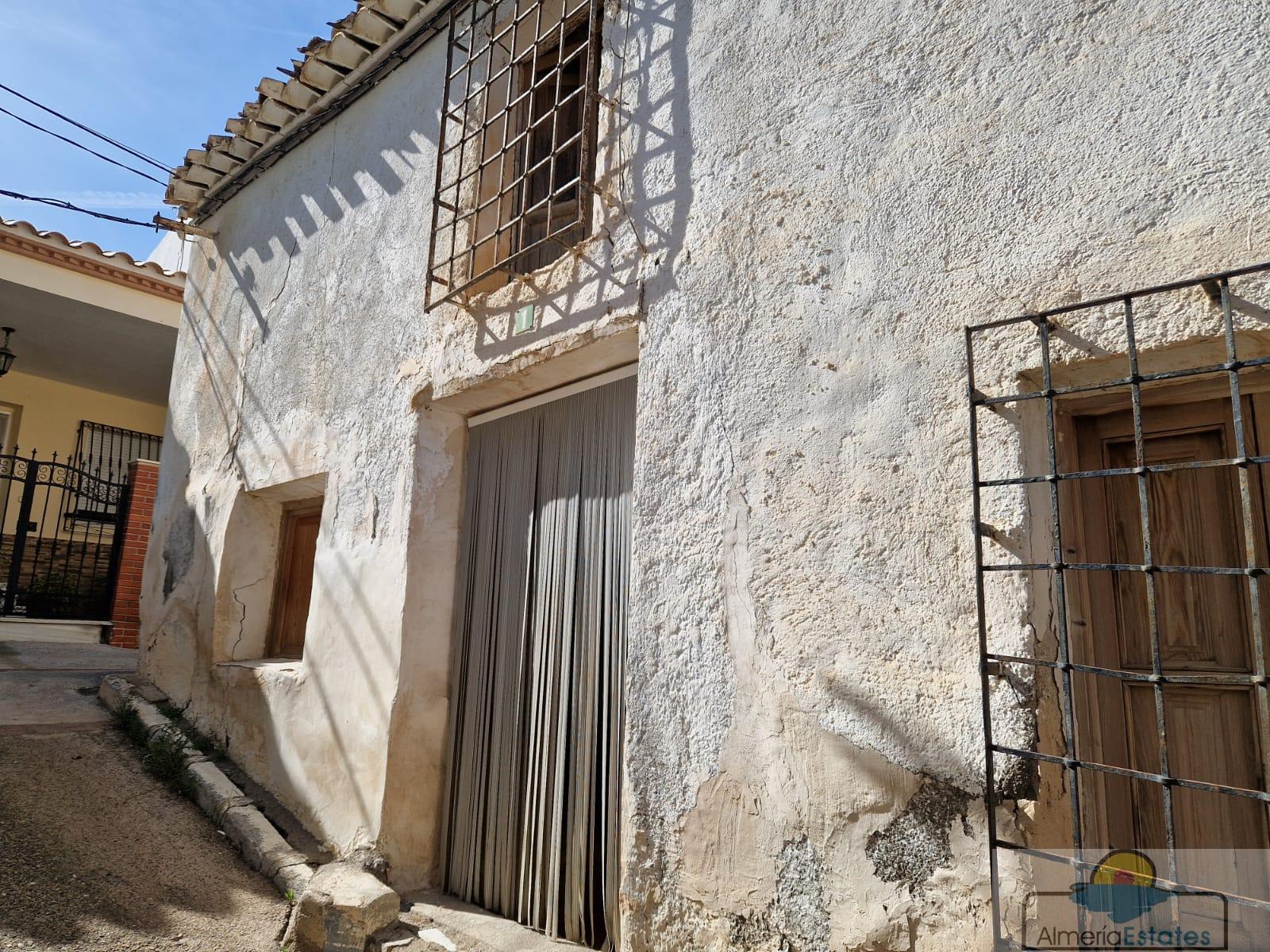 For sale of house in Partaloa