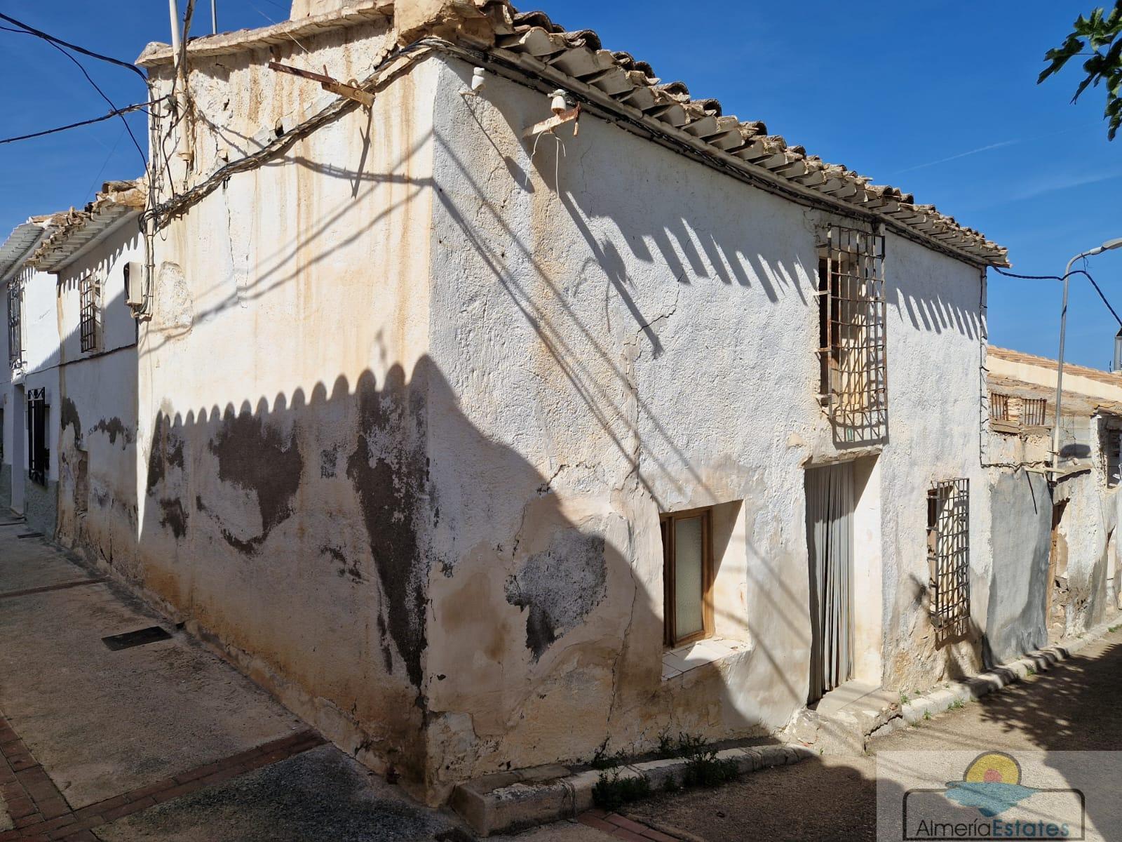 For sale of house in Partaloa