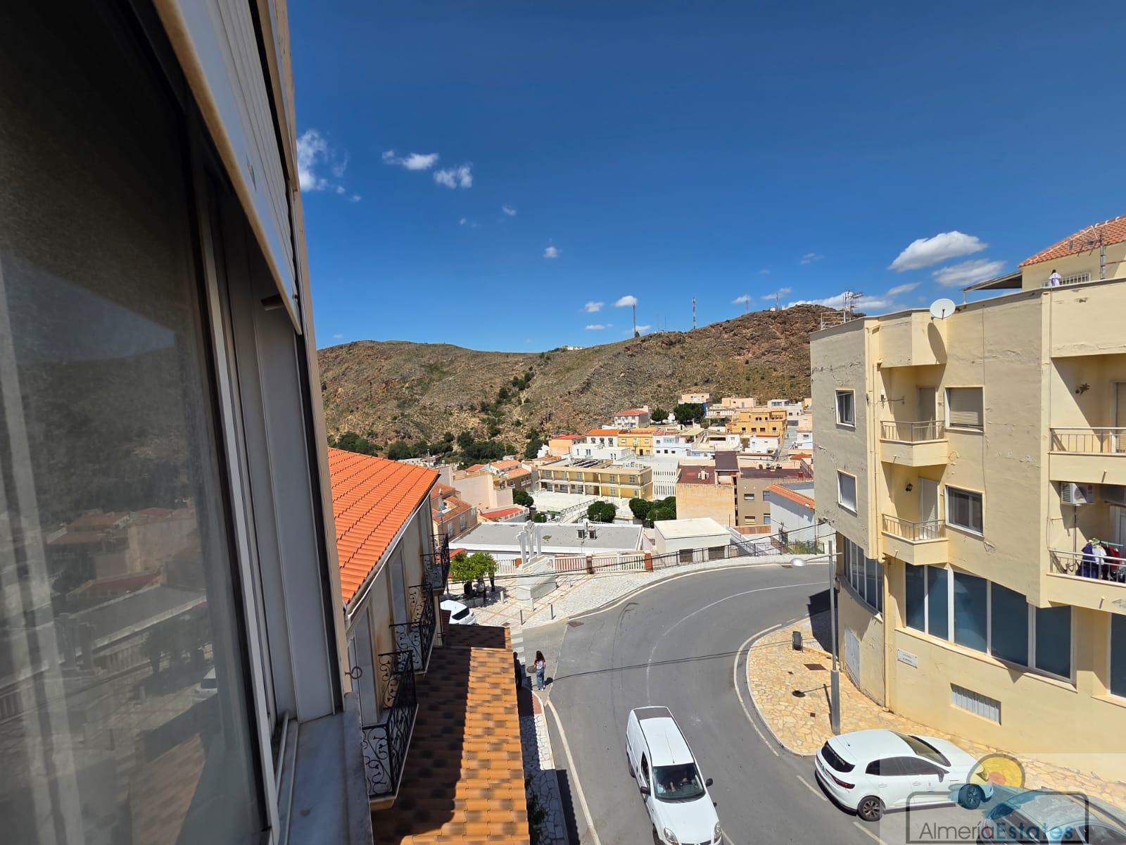 For sale of flat in Macael