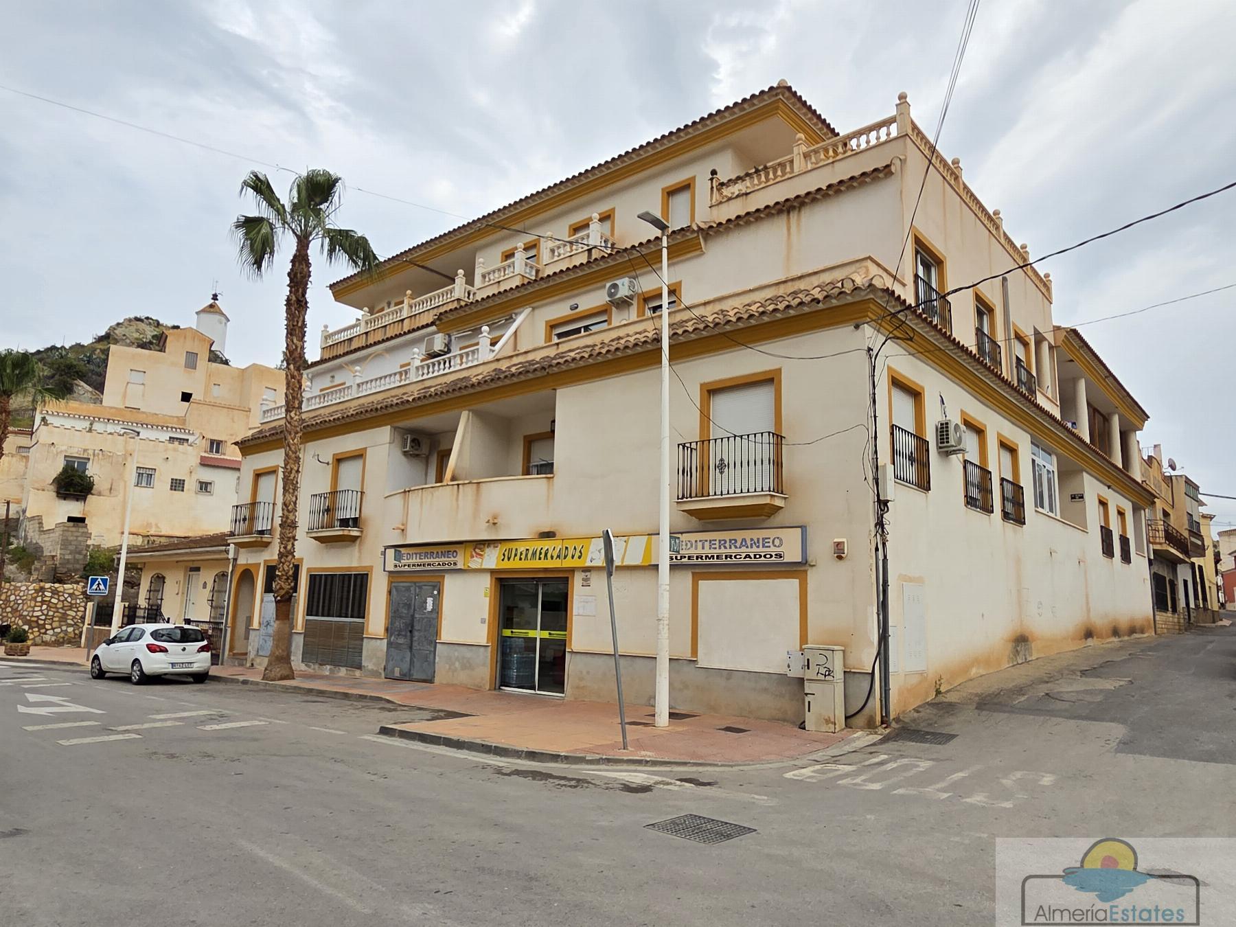 Venta de piso en Zurgena