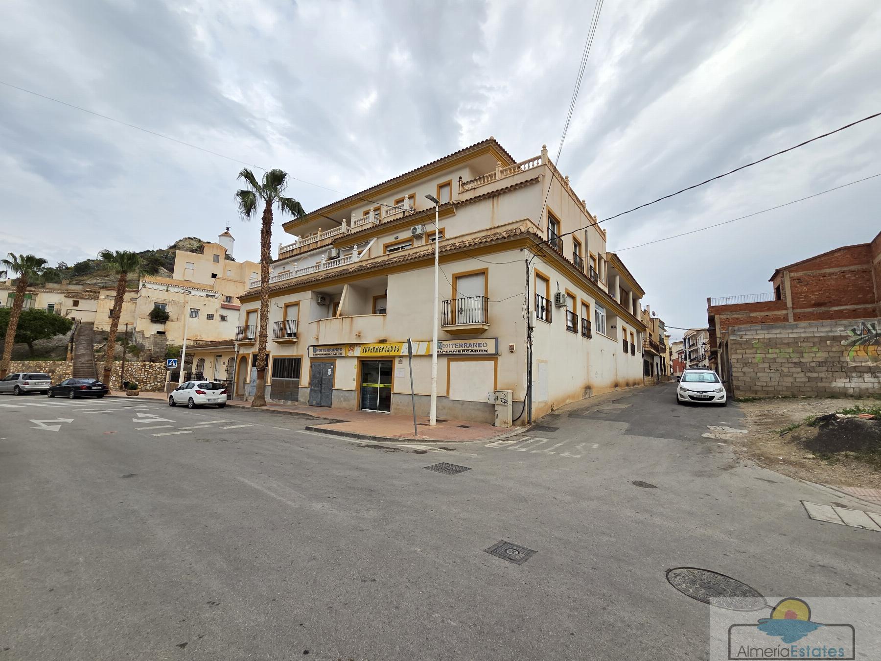 Venta de piso en Zurgena