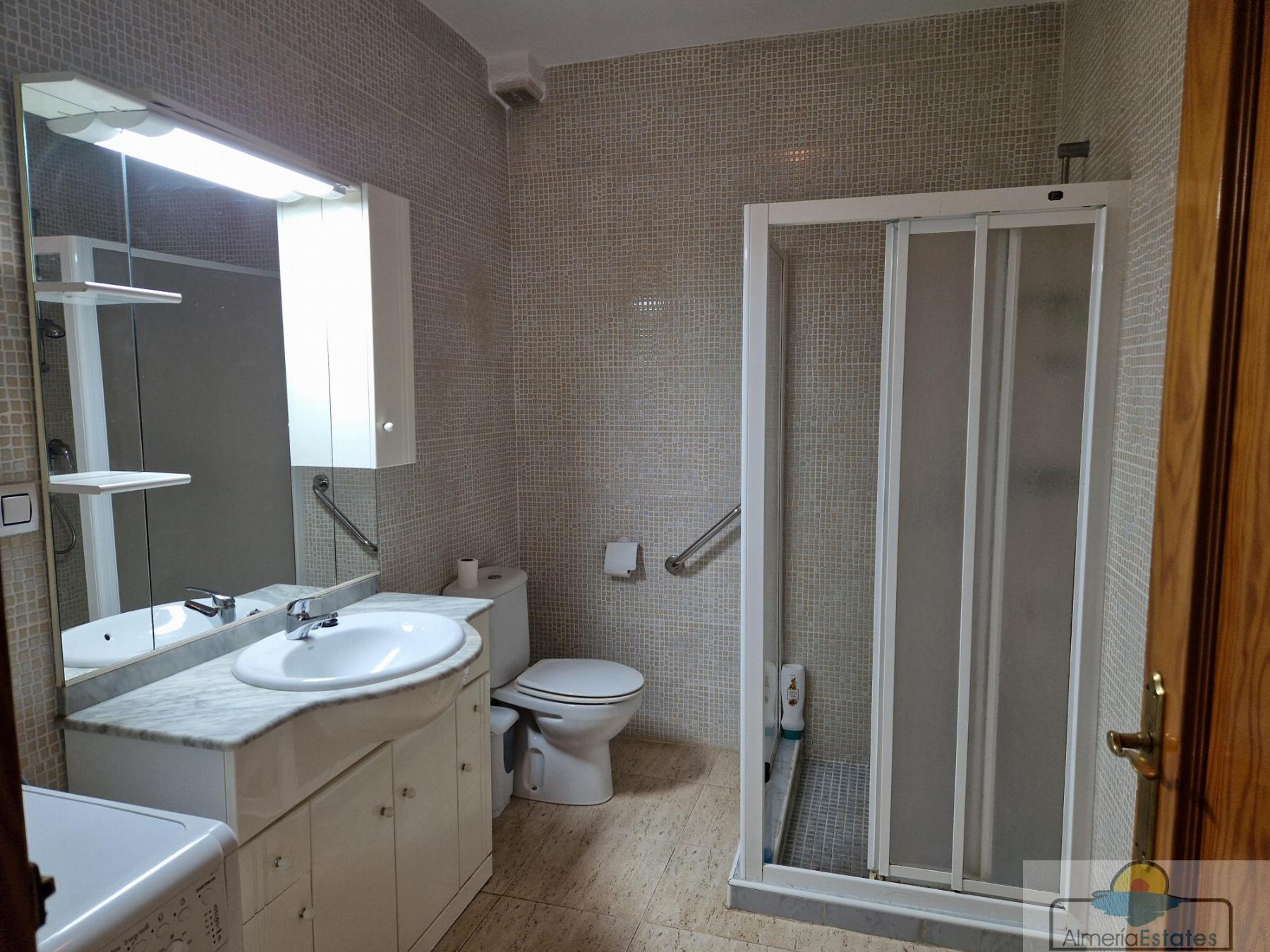 For rent of house in Arboleas
