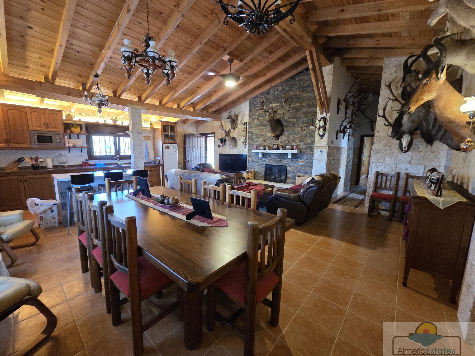 Venta de villa en Tahal