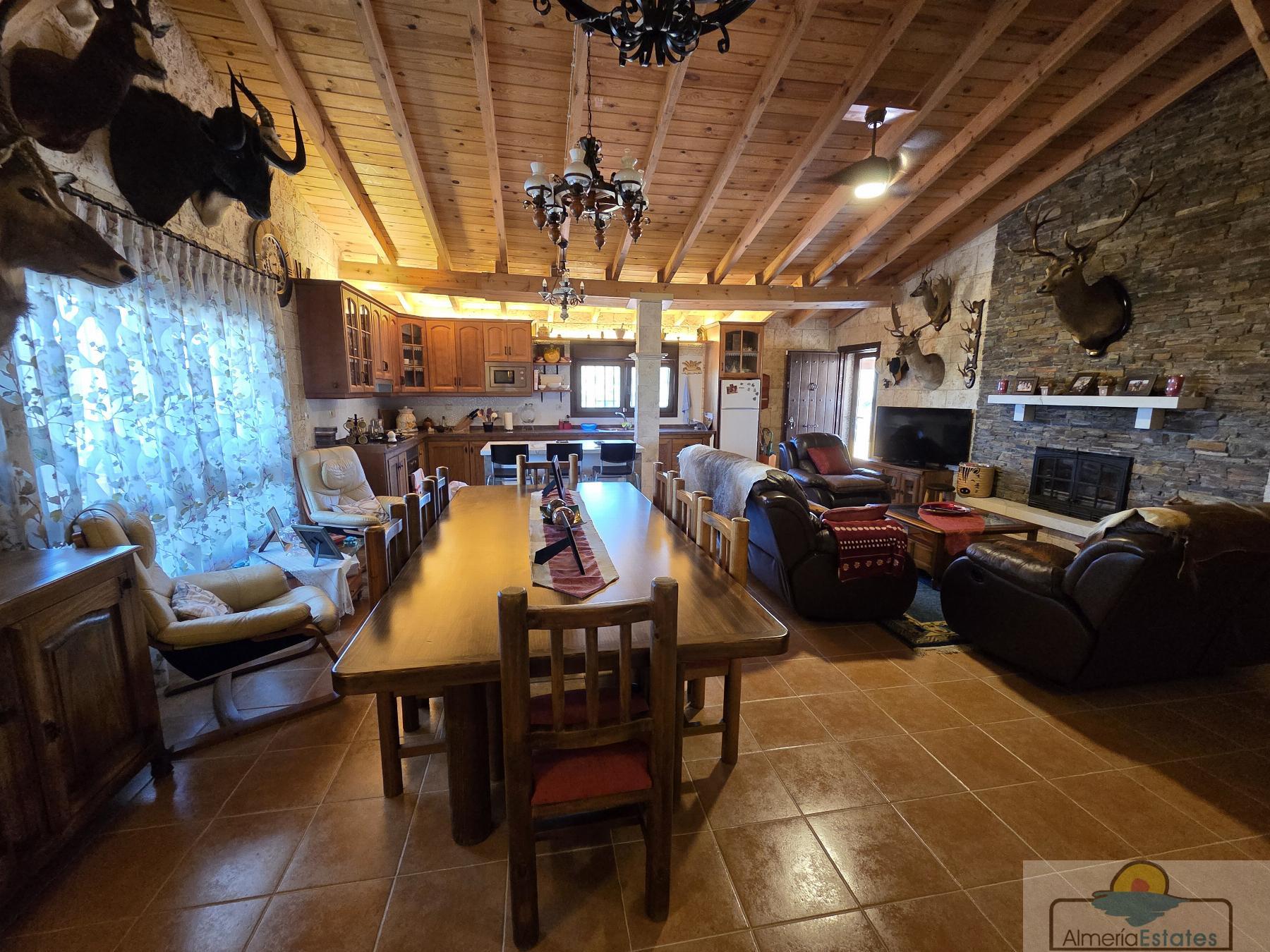 Venta de villa en Tahal