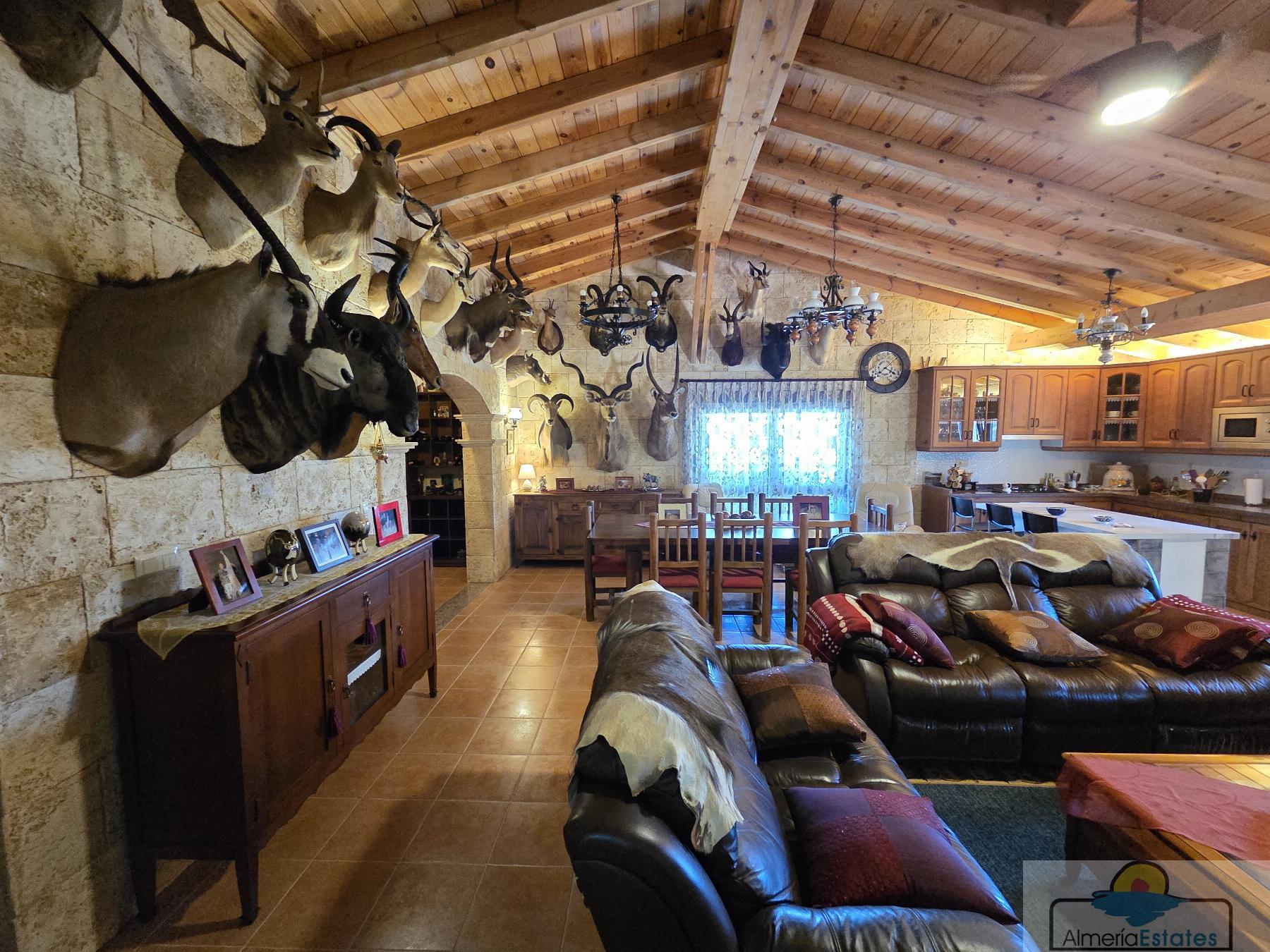 Venta de villa en Tahal