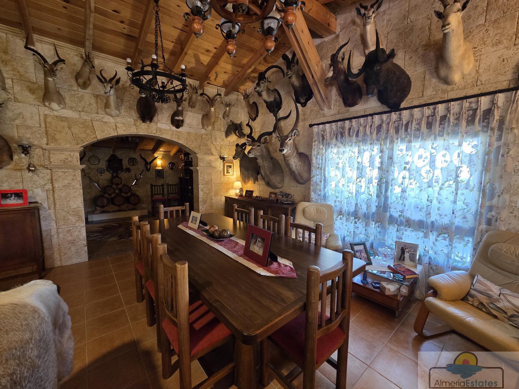 Venta de villa en Tahal